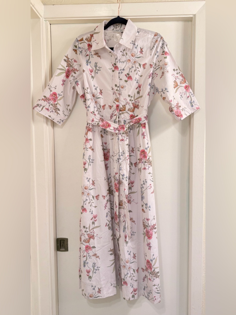 Hermoza / Francesca White Meadow Button-Front Midi Shirt Dress - Sz. M - NWT - Picture 2 of 15
